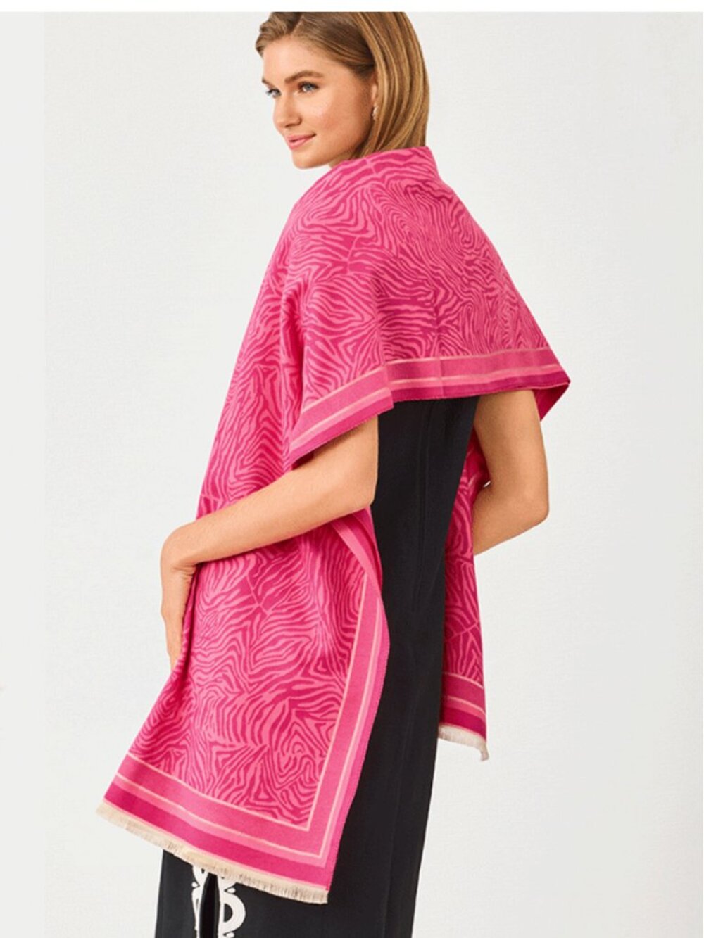 NWT Lilly Pulitzer Jacquard Wrap Pink Aster Camouflage Catwalk